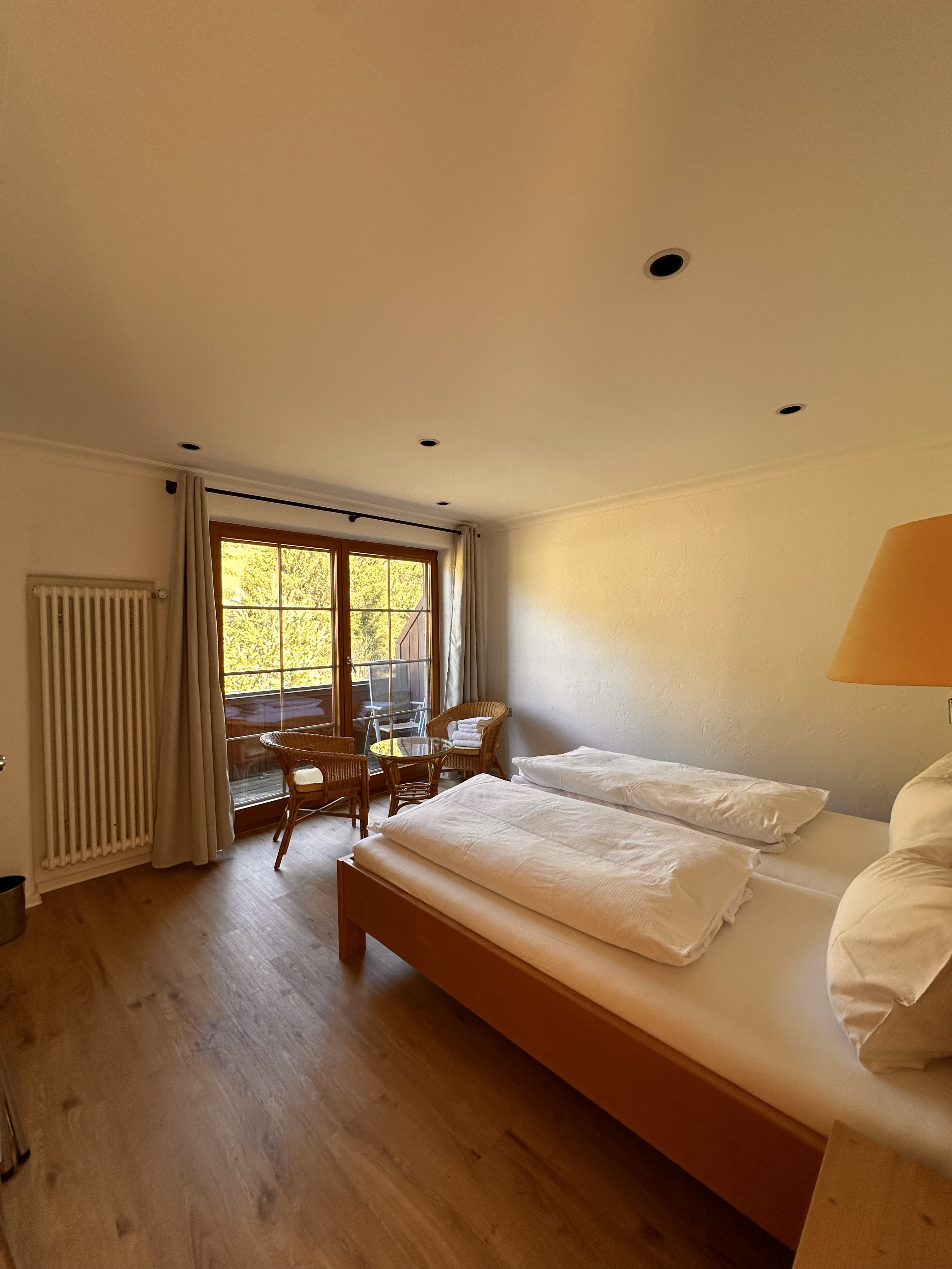 5 Doppelzimmer mit Bad